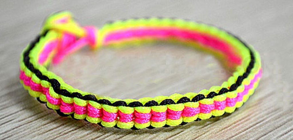 HƯỚNG DẪN LÀM VÒNG ĐEO TAY HANDMADE VỚI 3 MÀU CỰC CUTE
